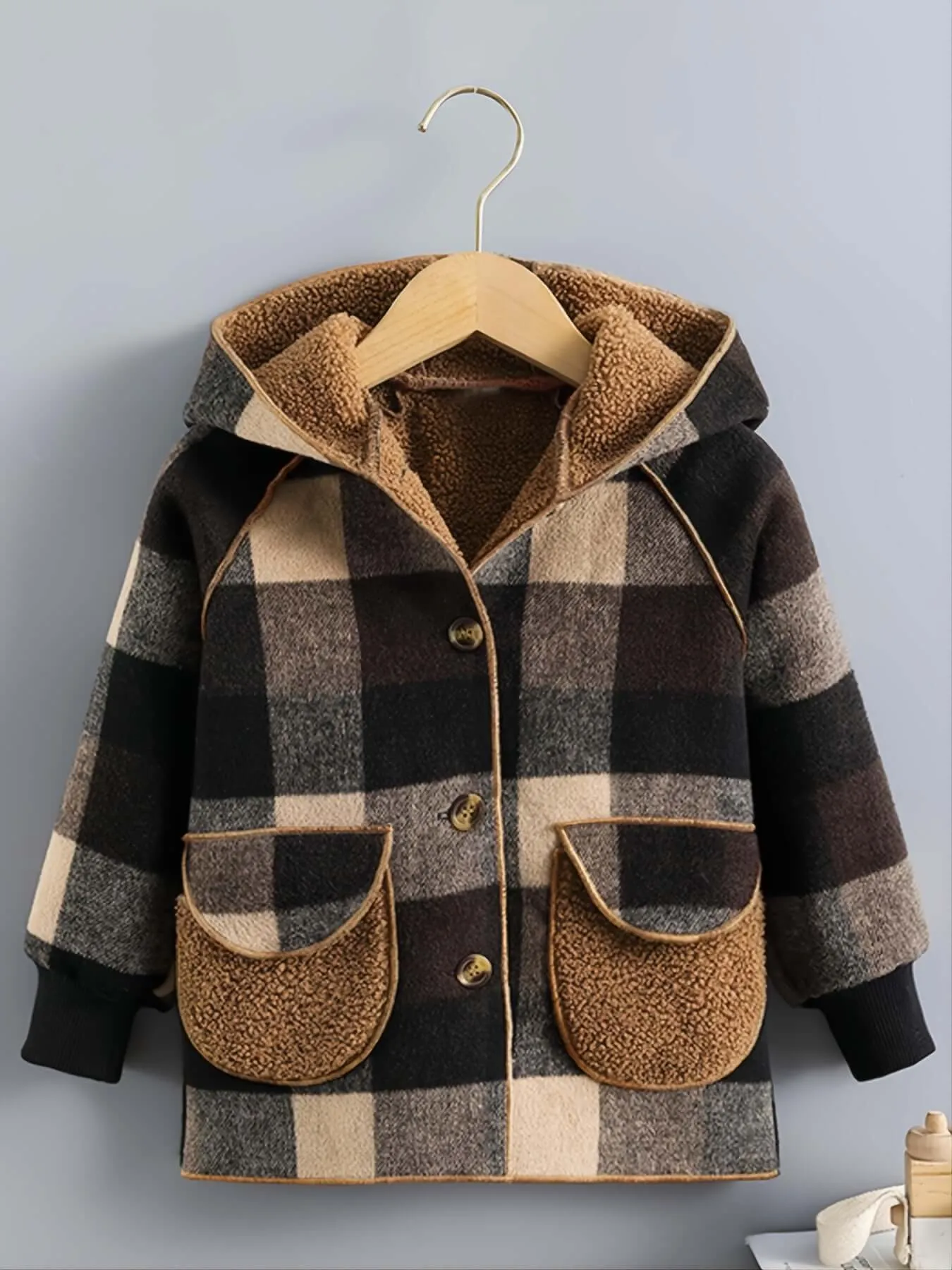 Adventure Ready: KIDS Plaid Hooded Jacket – Plush Lined & Weather-Resistant